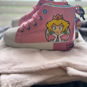 Pink Princess High-Top‎ Sneakers
